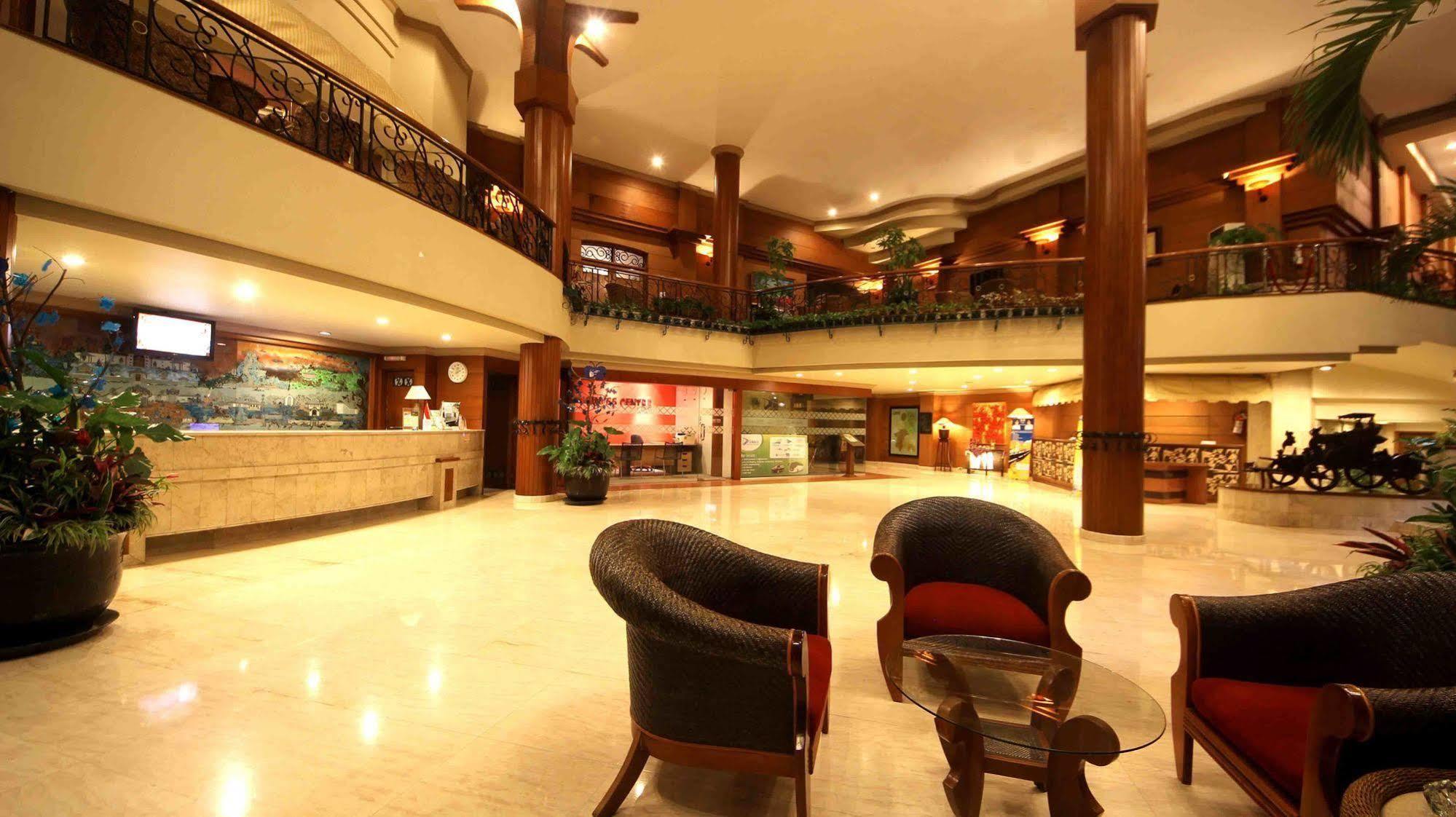 Bentani Hotel & Residence Cirebon Dış mekan fotoğraf